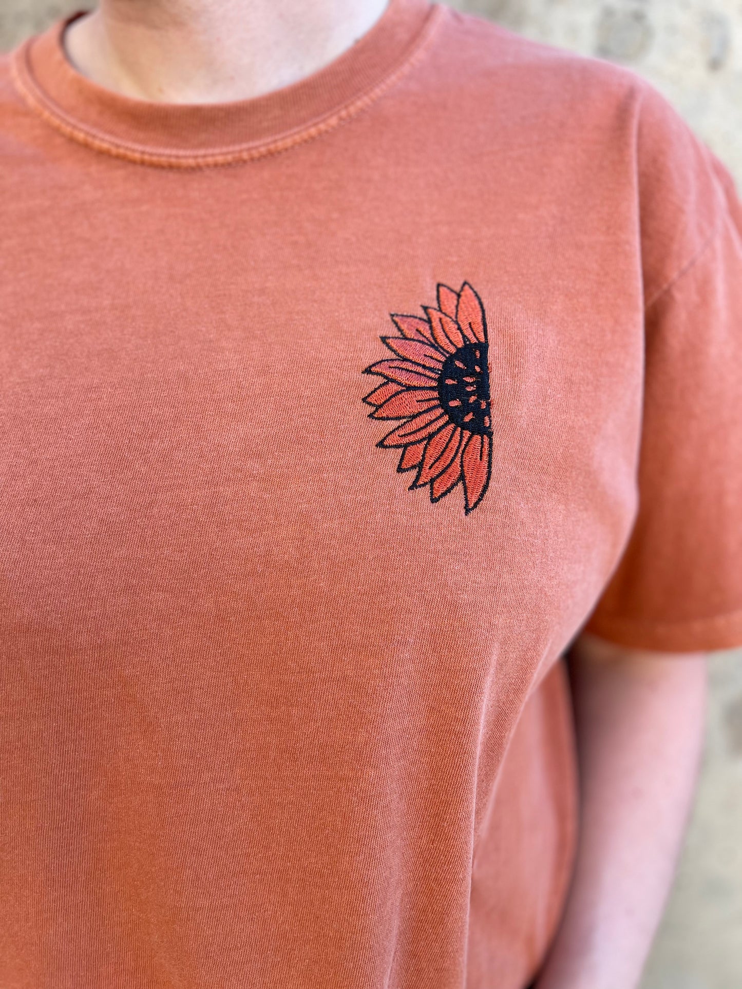 Sunflower Embroidered T-shirt (2 colors available)