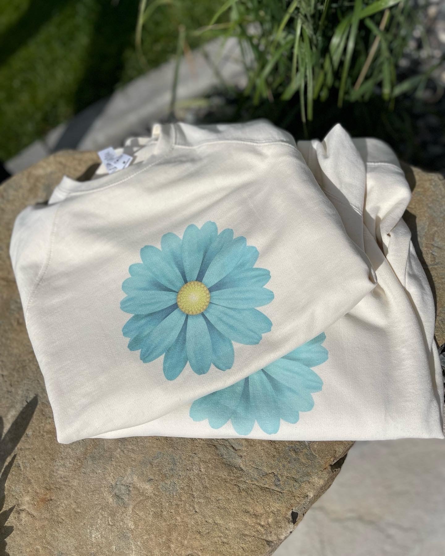 Gerber Daisy Crewneck